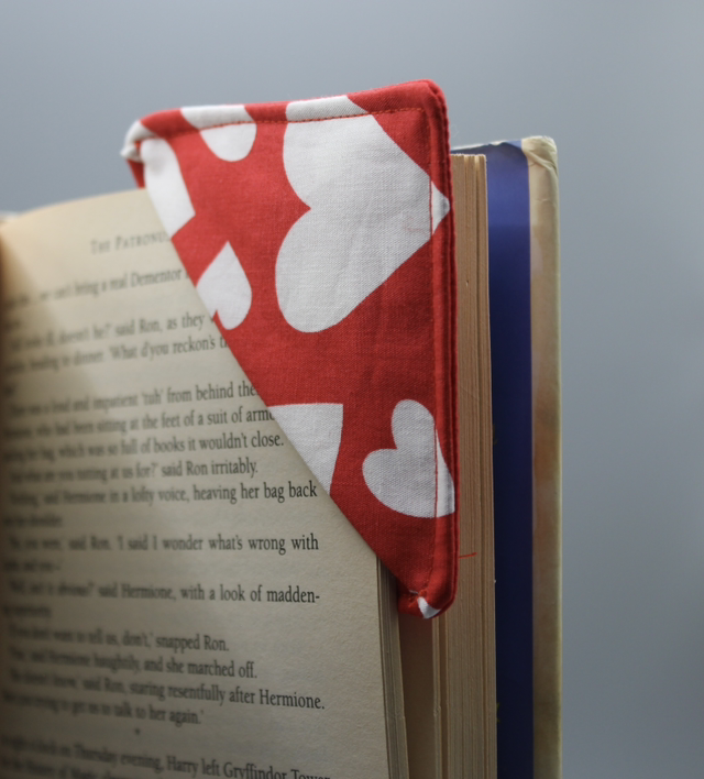 Red with white hearts book corner