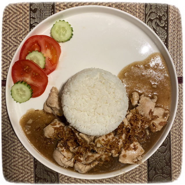 110 Pad Kratiem Prik Thai