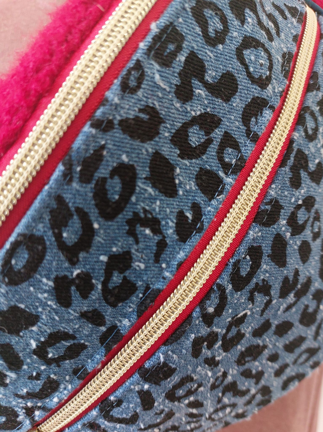 Sac banane en laine bouillie et Jeans imprimé léopard