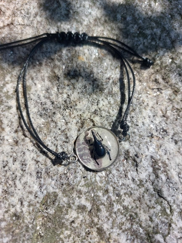 Bracelet coléoptère noir