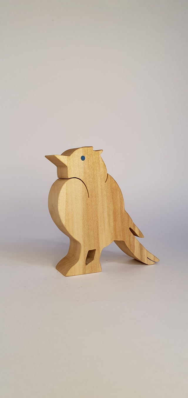 Oiseau huppé décoratif en bois de frêne et cuir bleu