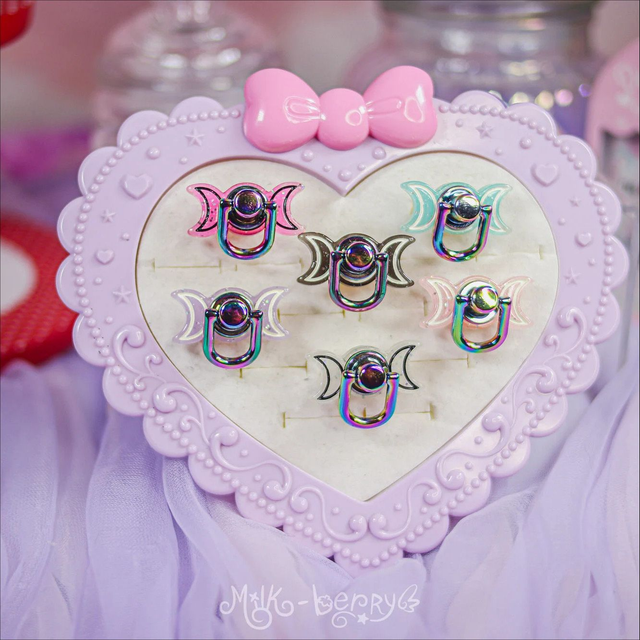Bague Pastel Goth Triple Lune à Anneau