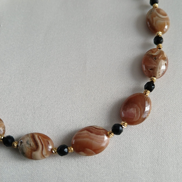 Dames sieradenset Rhodochrosiet & Onyx (1.325)