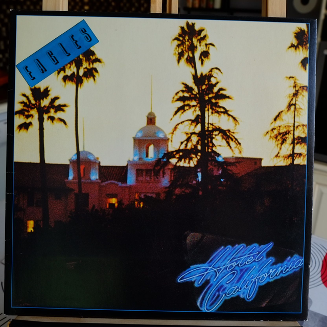 EAGLES - Hotel California (poster inclus)