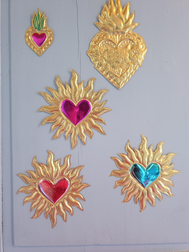 Ex Voto coeur soleil métallique Rose fushia
