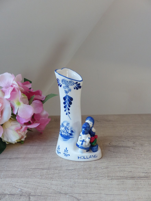 Petit Vase Vintage en Porcelaine Delft : Amoureux Hollandais en Forme de Cœur – Cadeau Romantique, Charmant Cœur Amoureux – Idéal Couples