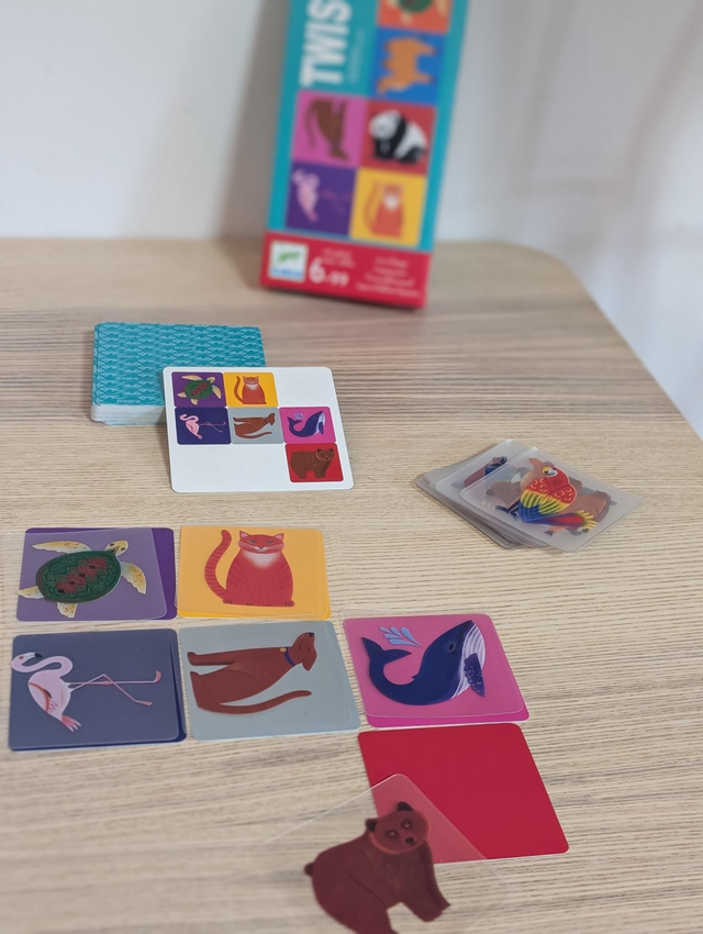 Twist up Djeco - Prix neuf : 11.90 euros