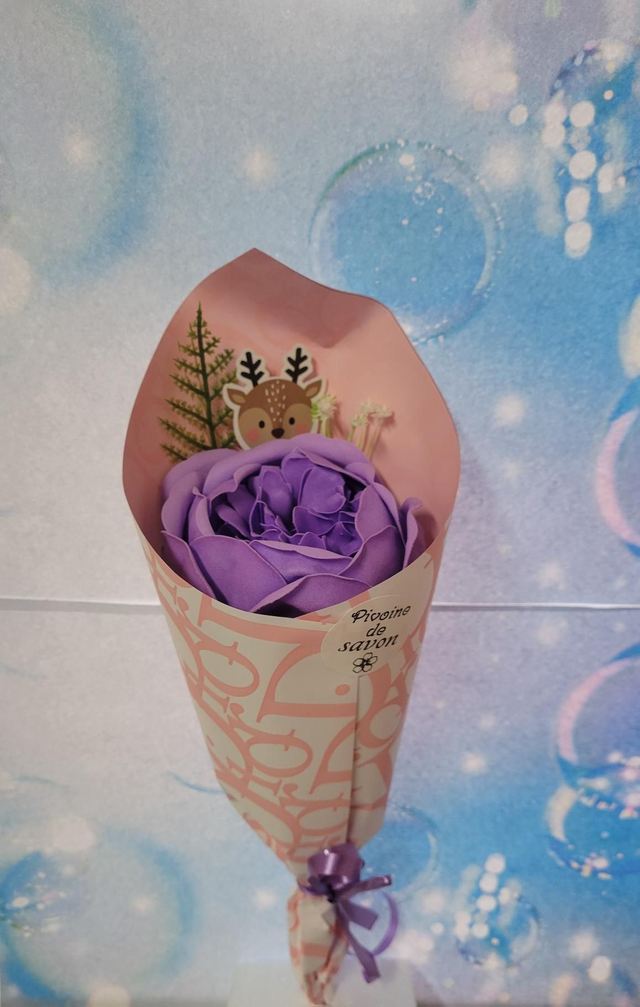 Pivoine de savon violette 