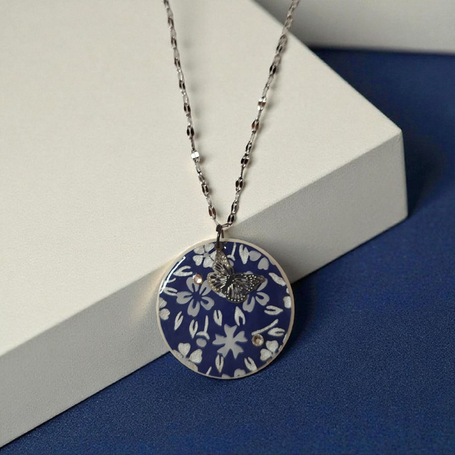 Collier acier inoxydable motifs japonais bleu marine