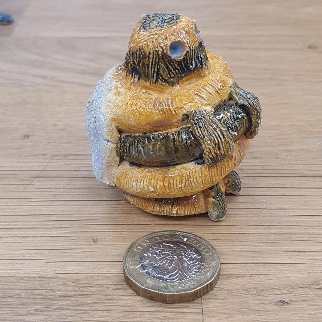 Bee sculpture / cane topper