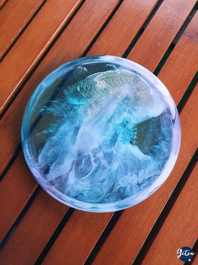 Petit vide-poche/porte-savon carpe koi transparente à paillettes