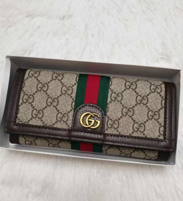 Porte feuille GG