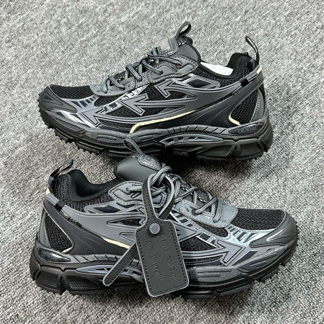 Off white || Be Right FULL BLACK