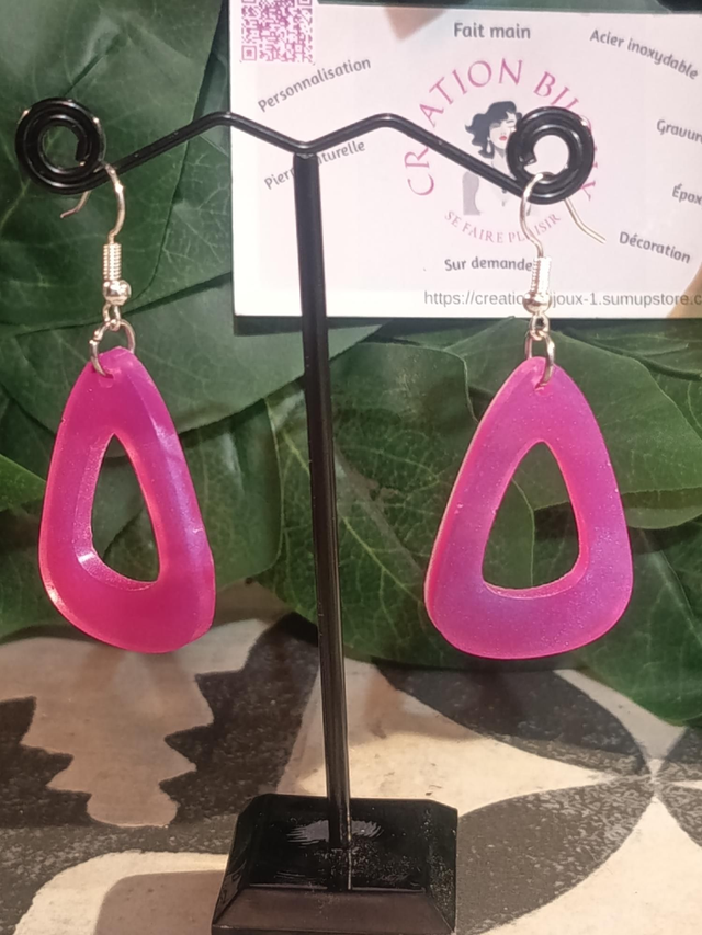 Boucle d'oreille goutte 