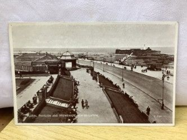 New Brighton, Floral Pavilion and Promenade, Cheshire, Valentine &amp; Sons Ltd. vintage postcard. Our Ref no R394 £2.50