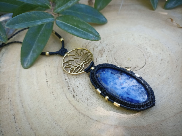 Pendentif lotus ~ Sodalite