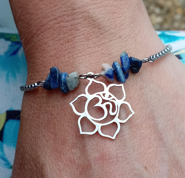 Sodalite Crystal Chip Sterling Silver Drawstring Bracelet 