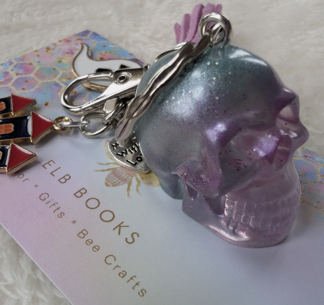 Mini Skull Keyring (Purple / Haunted House Charm)