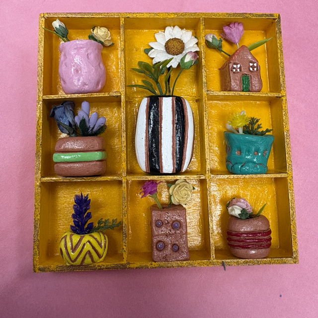 Vase box  frame boterbloem studio