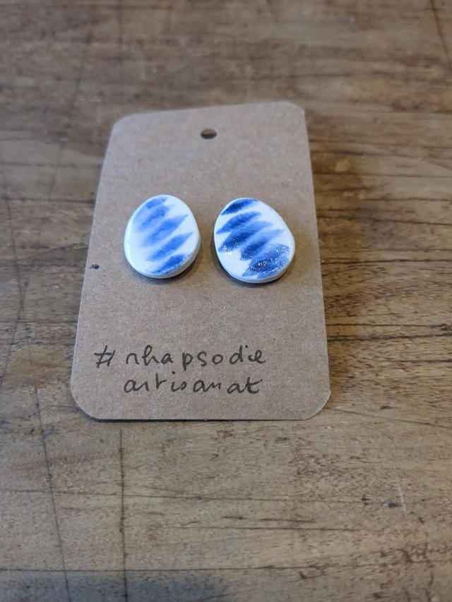 Boucles d&#039;oreilles  (1)