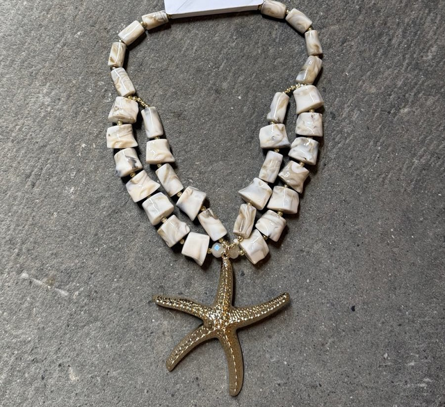 STARFISH NECKLACE