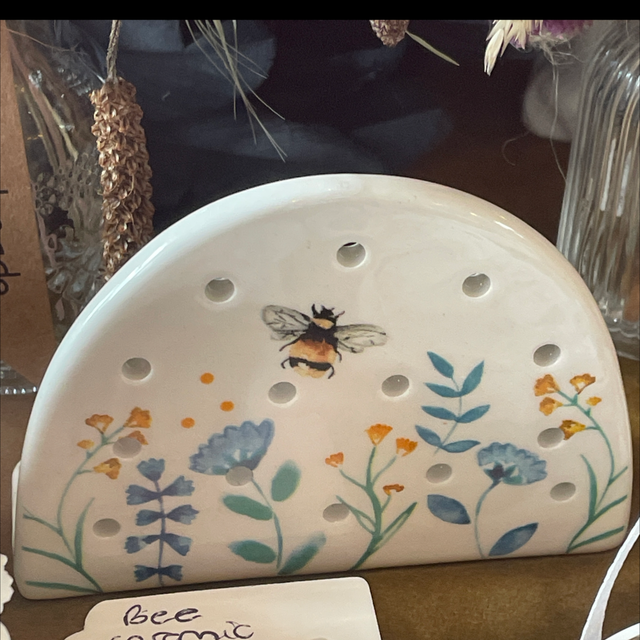 Earring Holder Bee
