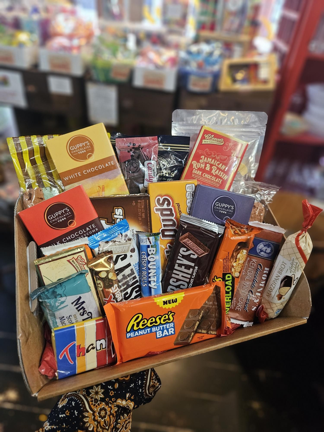 Mega Chocolate Hamper 