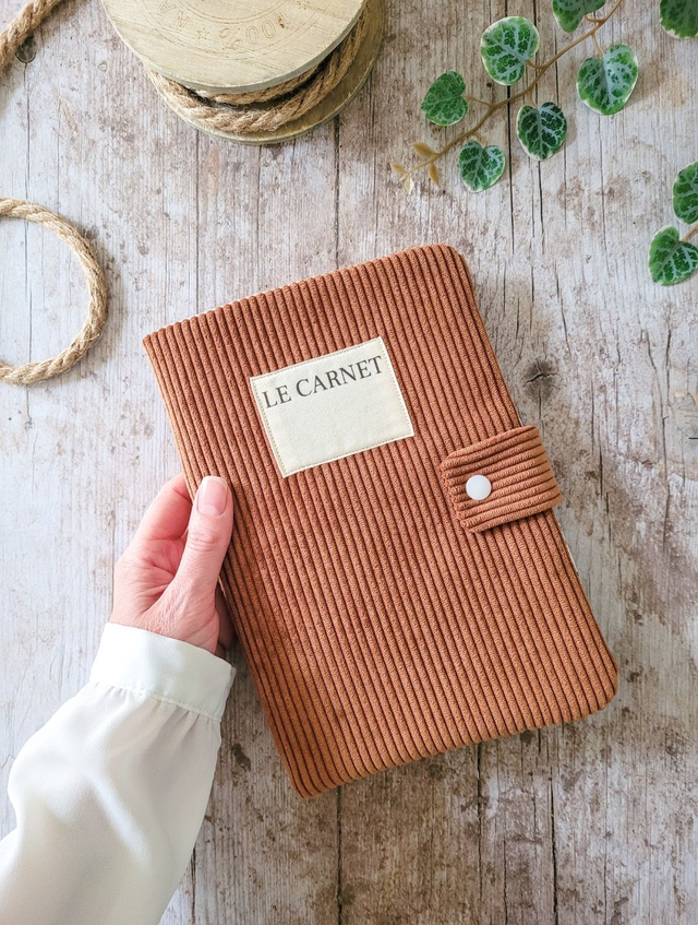 Protège carnet de santé rouille