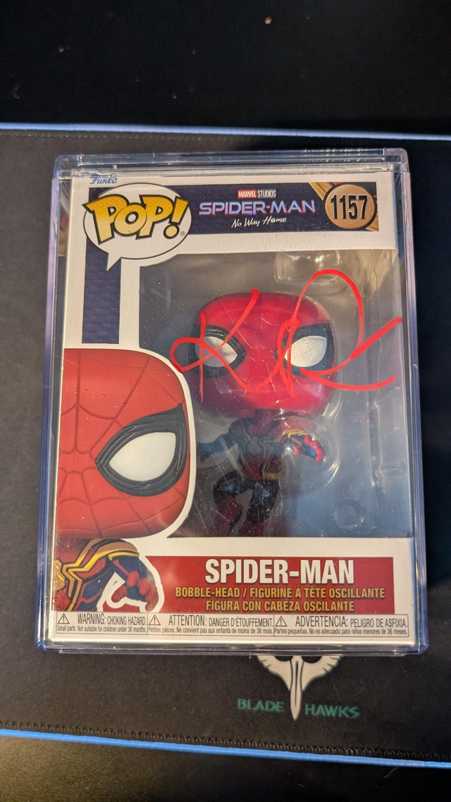 Funko Pop Spider-Man 1157 Signed By Kirsten Dunst with Beckett Authentication 