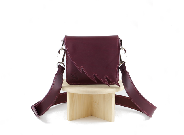 Mini Sac ceinture / bandoulière ajustable en cuir tannage végétal - KARASU Bordeaux