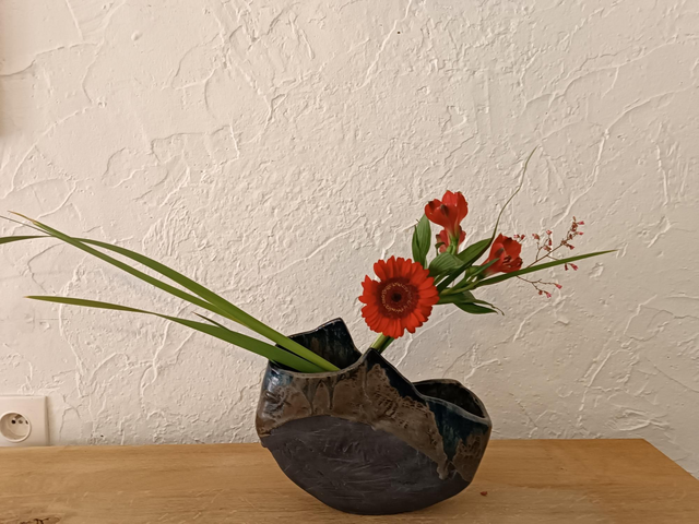 Ikebana vase grès noir 