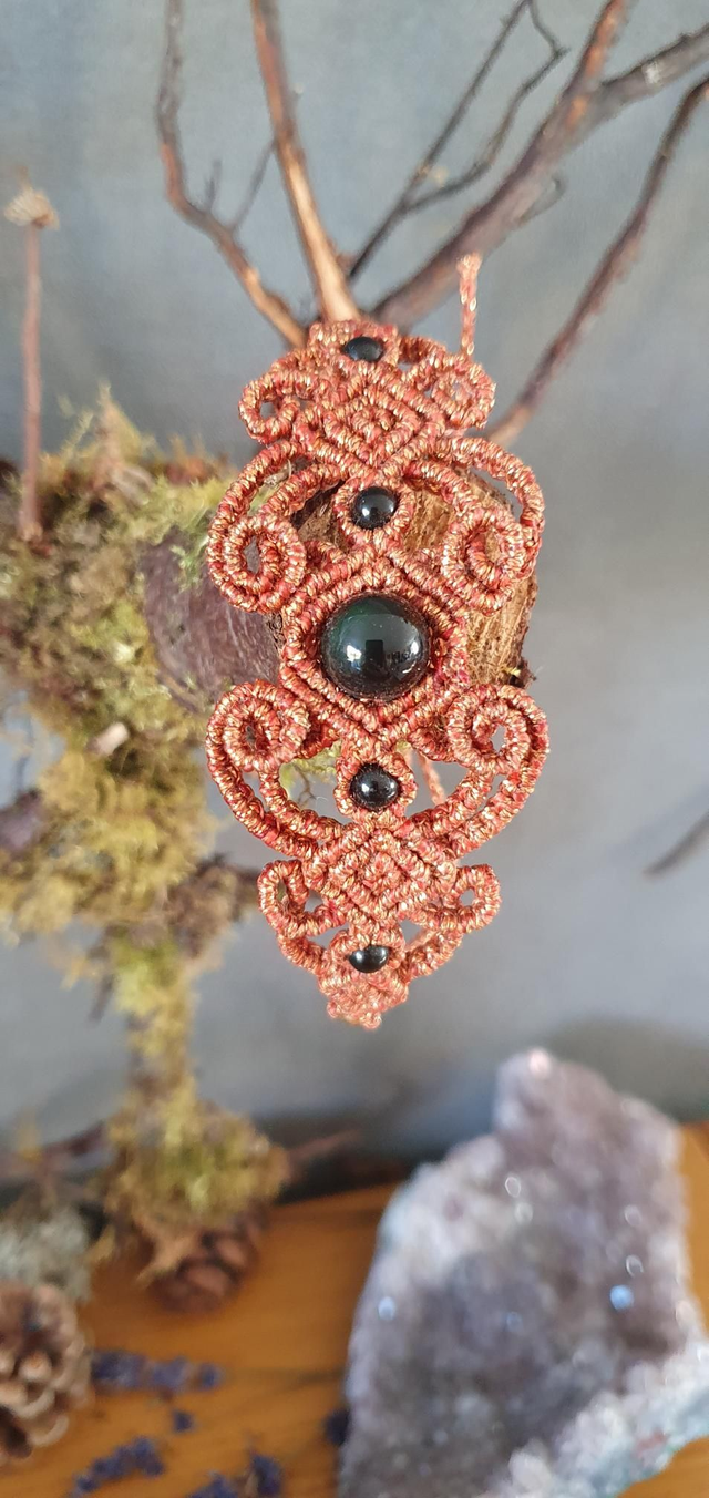 Bracelet micro macramé cuivré brillant 