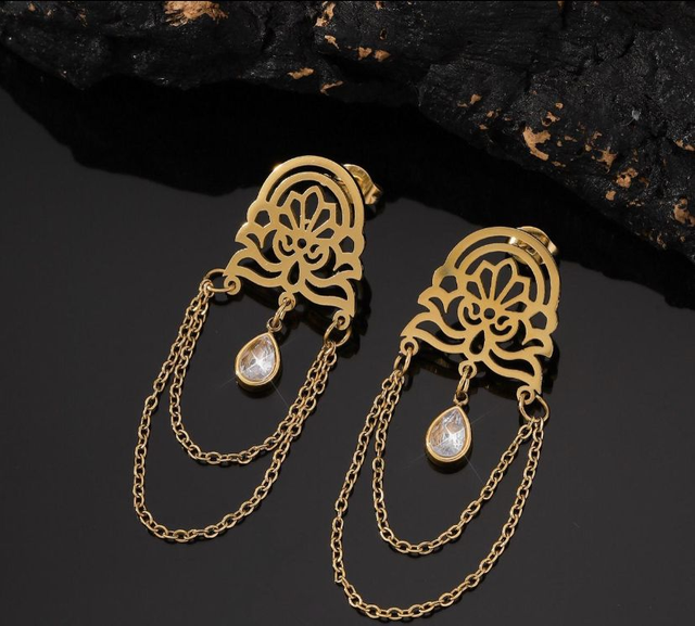 Boucle d&#039;oreille arabesque 2