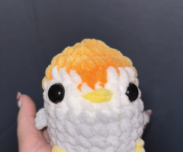 🔥 Adoptez Tango, le Pingouin Orange au Crochet ! 🔥