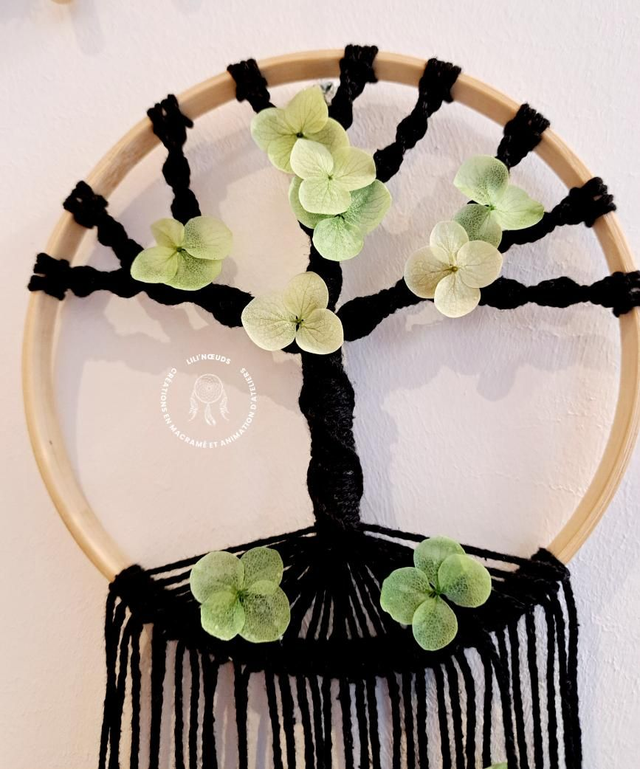 Arbre de vie fleurs d'hortensia stabilisées 