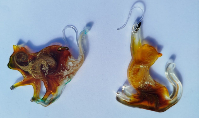 Boucles d'oreilles en résine