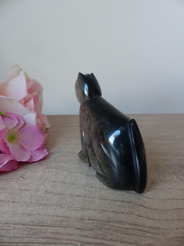 Figurine Chat en Obsidienne Dorée, Sculpture Chat Assis en Pierre, Chat Félin Collection, Lithothérapie, Cadeau Amoureux des Chats