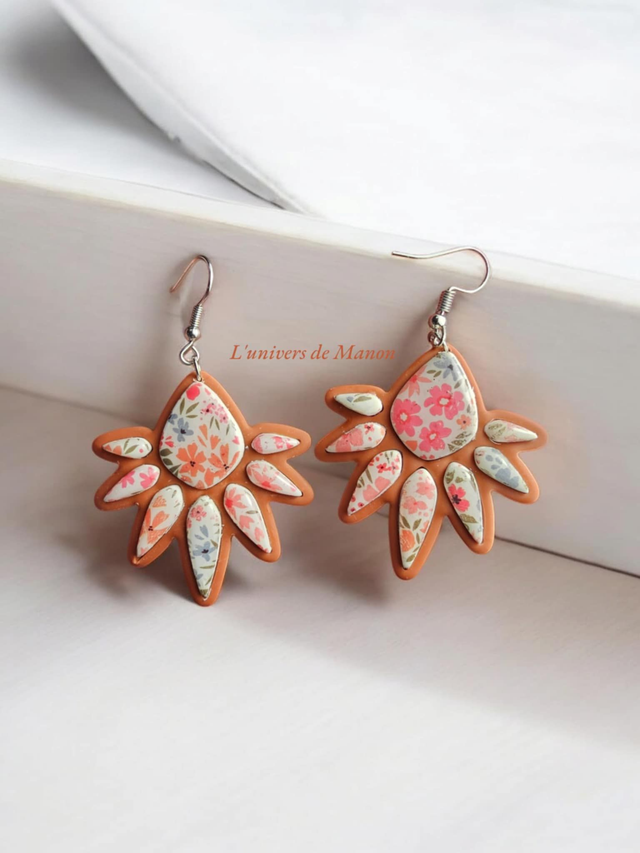 Boucle d&#039;oreille en argile polymère  