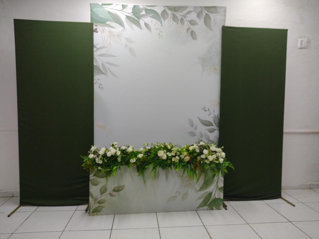 PAINÉIS COM FLOREIRA SUBLIMADO - LOCAÇÃO

