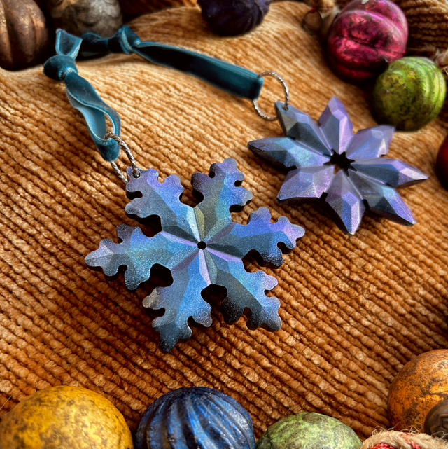 Snowflake Decorations Medium (Pack of 2) - Oil Spill