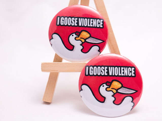 Przypinka I GOOSE VIOLENCE wesoły button