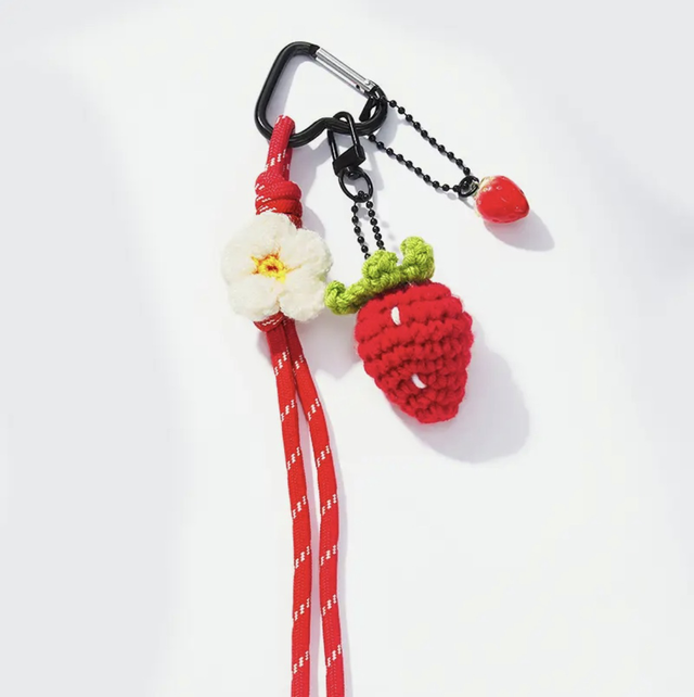 Anhänger mit Herzkarabiner