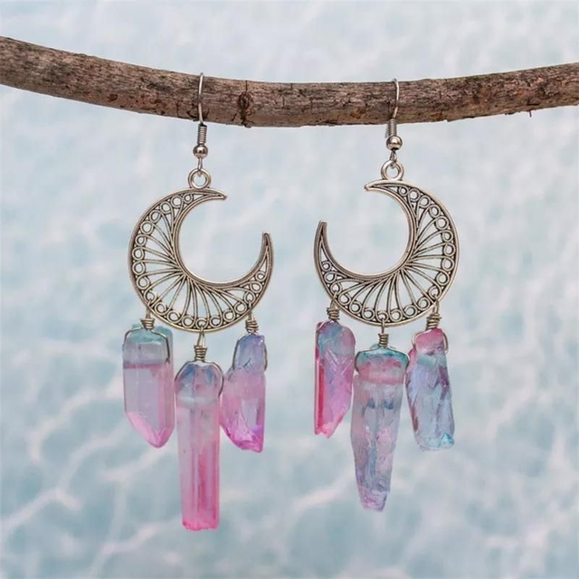 Oorbellen halve maan | natuurlijke kwarts edelsteen | paars roze regenboog hangers