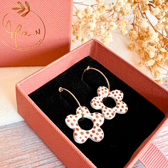 Boucles d’oreilles porcelaine