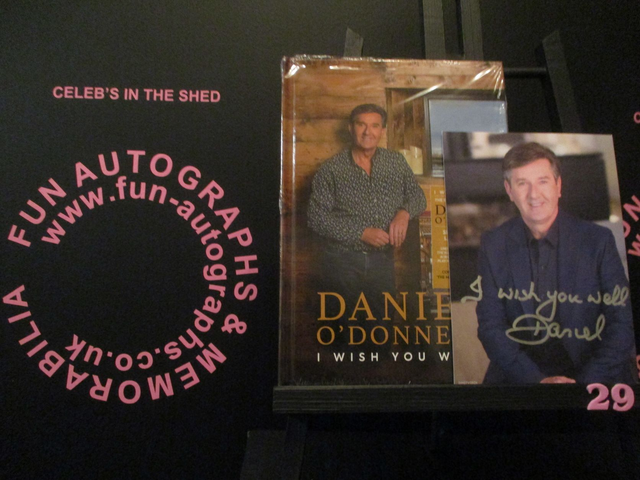 Daniel O'Donnell  - 'I Wish You Well' Album &amp; Dvd + Authentic Autographed Photograph (29)