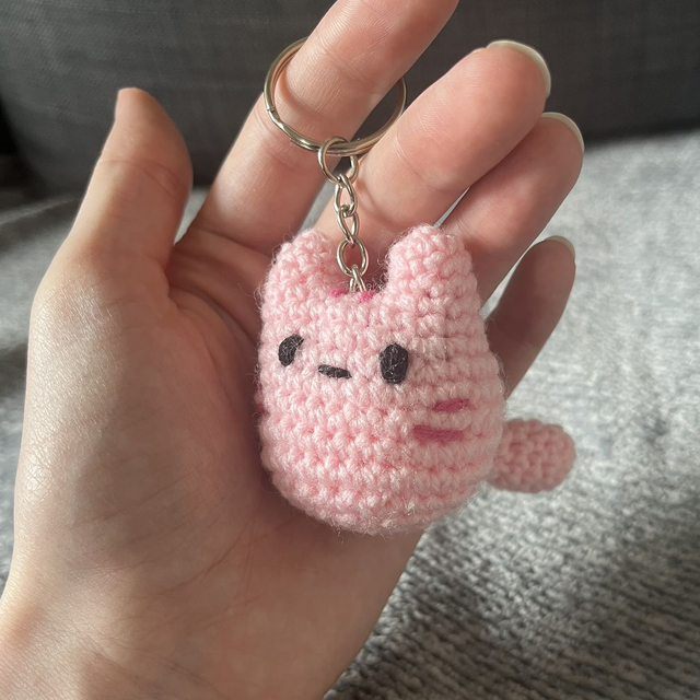 Porte-clés chat rose 