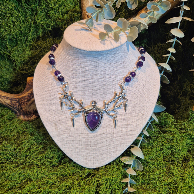 Souffle d’Améthyste – Collier Forêt Enchantée