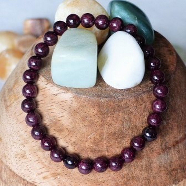 Bracelet Grenat 6 mm