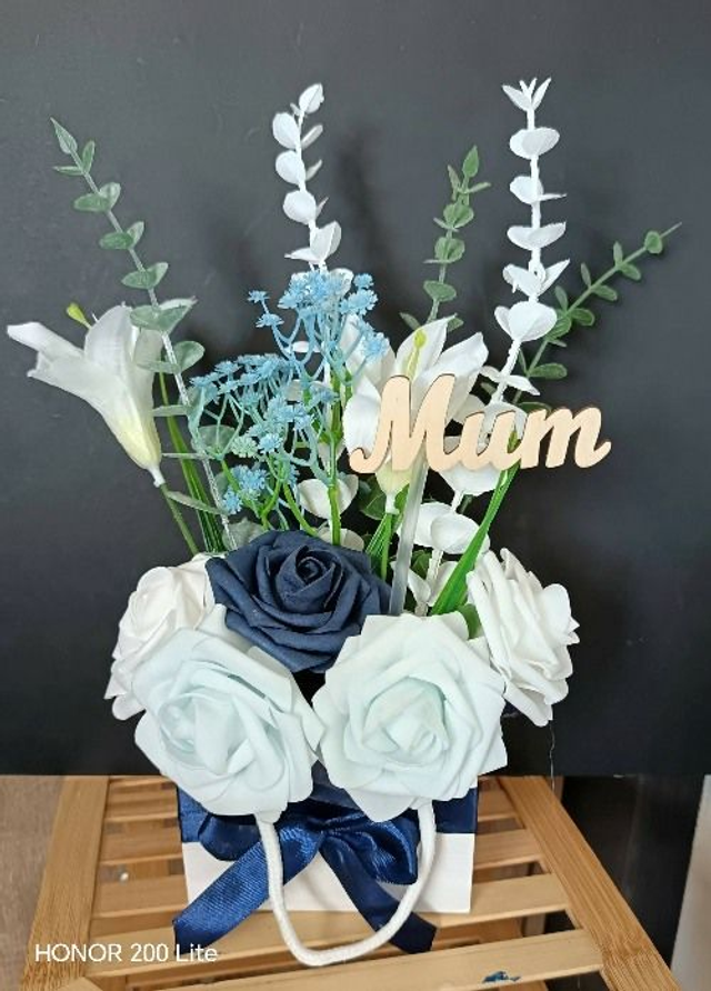 Floral Presentation 7