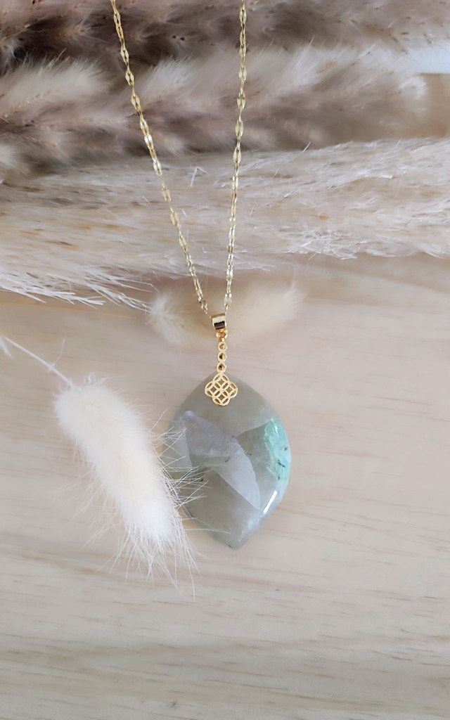 Pendentif Garniérite (Pierre de lune verte)